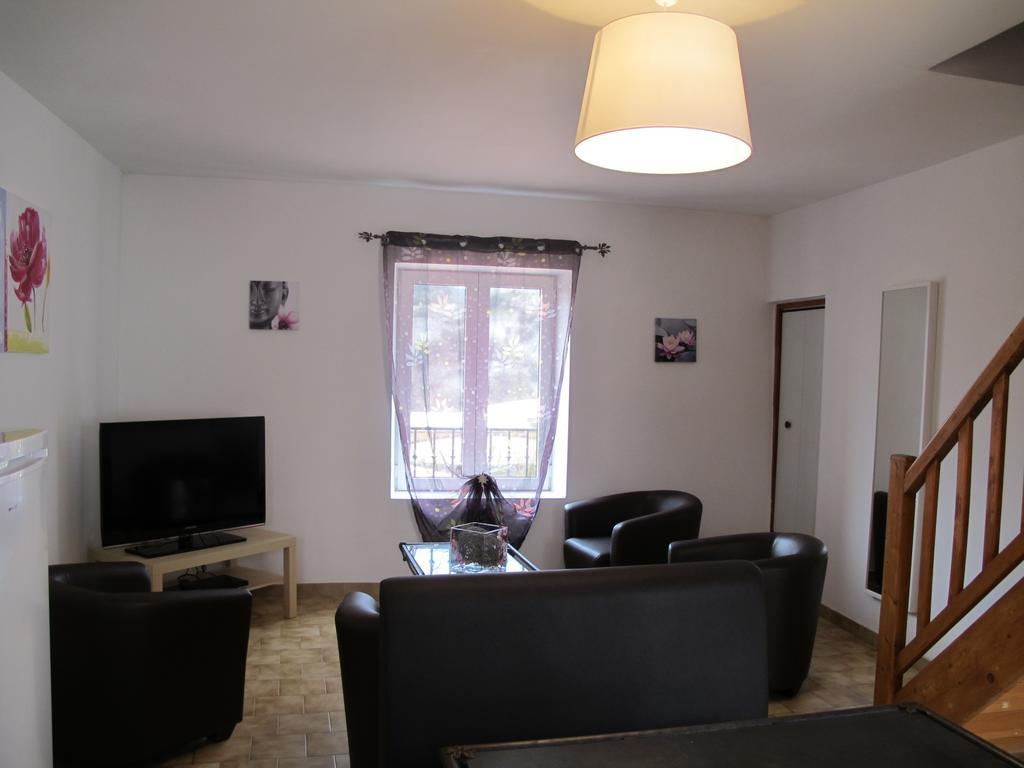 Apartamento Cairenou Location Saint-Martin-dʼArdèche Habitación foto